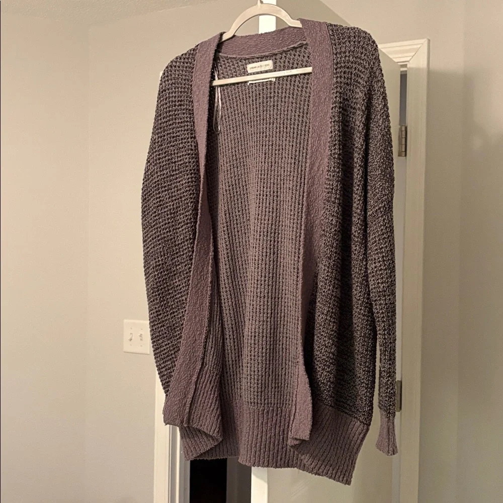 Urban outfitters sweater - Picture 2 of 3